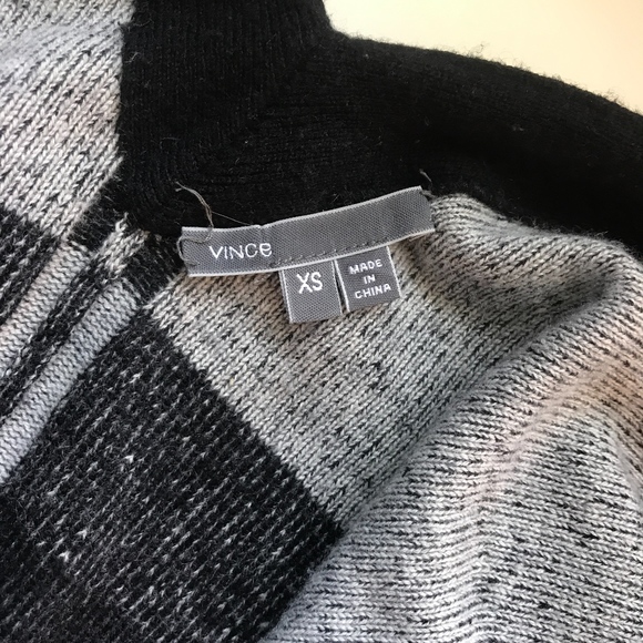 Vince Gray Variegated Striped Drape Cardigan - Picture 5 of 8